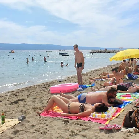By The Sea Duce, - 3063 Omis